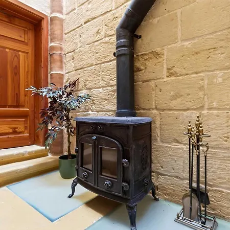 Nyaraló Historic 4br Steps From Mdina Rabat